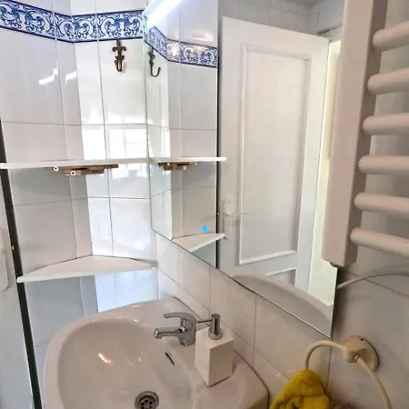 Gibralfaro Turistico Cerca De La Playa Apartment