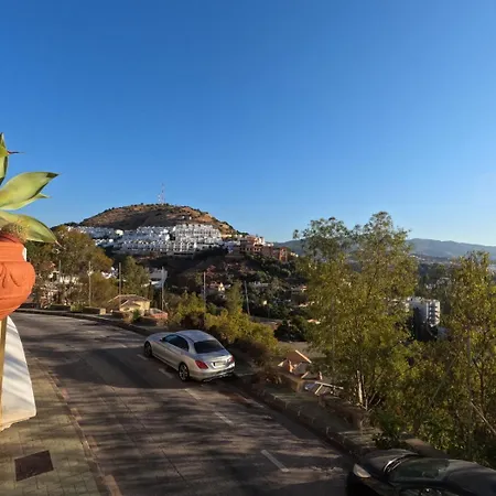 Gibralfaro Turistico Cerca De La Playa Appartamento *